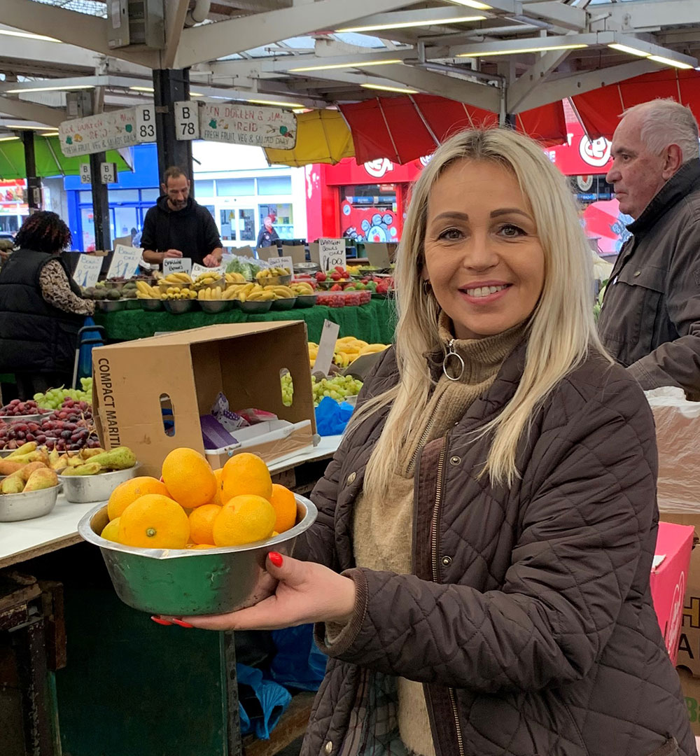Kim-at-Teresa's-Salads